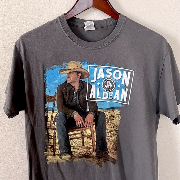 Jason Aldean 2017 Tour Shirt - Picture 3 of 8